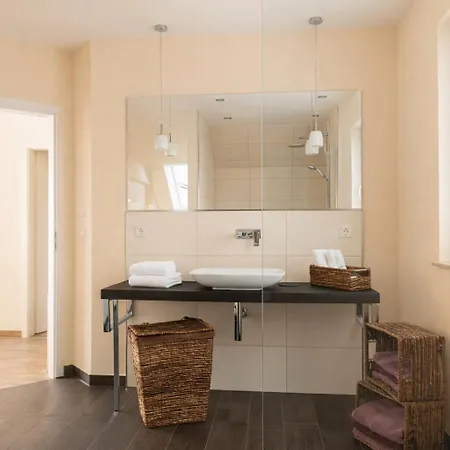 Apartment 4-raum-apartment - Wlan Parkplatz Lubben